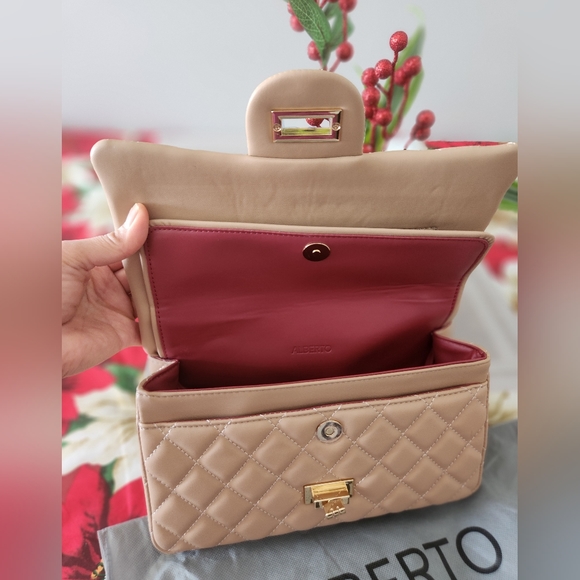 Beautiful bag that can be shoulder or crossbody bag - Picture 6 of 7